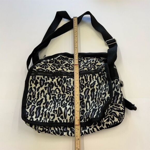 Kipling Leopard Print Nylon Expandable Messenger Crossbody Bag Unisex Travel - Picture 6 of 8